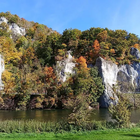 Daire Mit Tollem Ausblick Auf Der Schwaebischen Alb. *