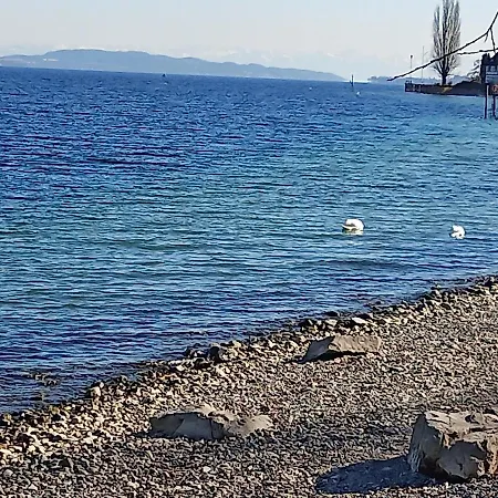 Mit Tollem Ausblick Auf Der Schwaebischen Alb. 아파트